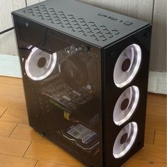 ゲーミングPC パソコンの画像