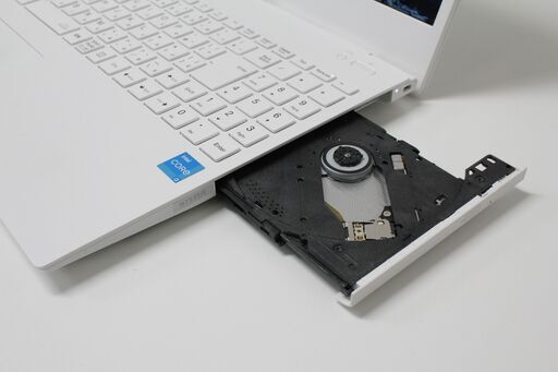 【中古ノートPC】NEC〈LAVIE N1535/EAW〉Intel Core i3/SSD256GB/メモリ8GB ⑥