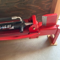 MTDエンジン薪割り機8トン美品の画像