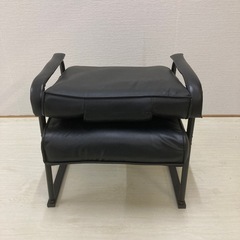 リクライニングチェア　椅子　アームチェア　の画像