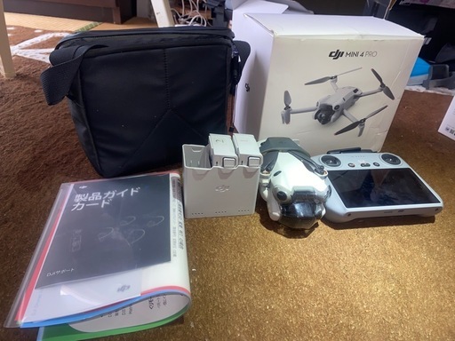 ドローンDJI     MINI 4 PRO
