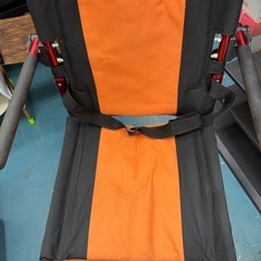 折りたたみ車椅子　介助ブレーキ付きの画像