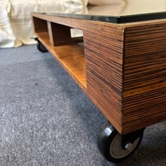 【ガラス天板ローテーブル（キャスター付き）】の画像