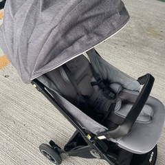 アップリカ　イージーバギー　3輪　ベビーカーの画像