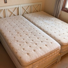 ニトリ   ベッド Nスリープ プレミアムⅢ シングル フレーム2セット+マットレス2セットの画像