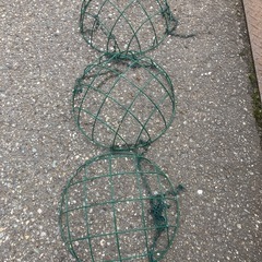 ハンギングバスケット3個の画像