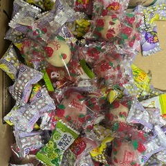 【お話し中】【総数100点越え】お菓子詰め合わせの画像