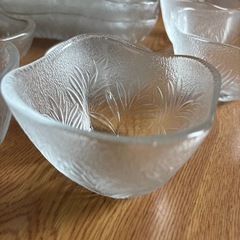 硝子の角皿と小鉢　薬味入れのセット
の画像