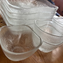 硝子の角皿と小鉢　薬味入れのセット
の画像