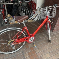 27インチ　外装6段変速　LEDダイナモライト　大きめのカゴ付き　レッドの画像