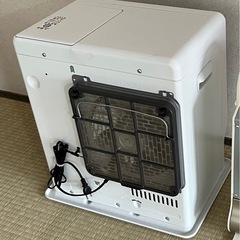 暖房器具「石油ファンヒーター」の画像