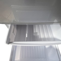 冷蔵庫　SHARPの画像