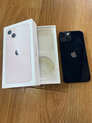 iPhone13 本体 【取引先決定⠀】