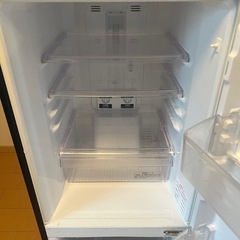 冷蔵庫　13年　三菱（汚れ、破損あり）の画像