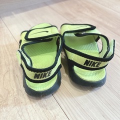 NIKE キッズサンダルの画像