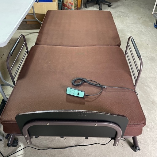 電動ベッド　折り畳み式　簡易ベッド　シングル　