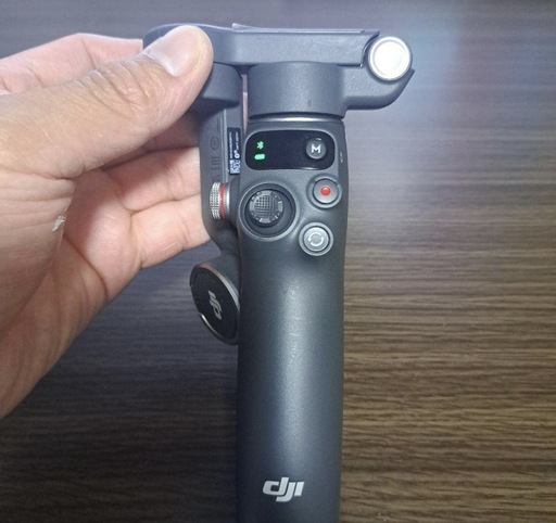 【格安です。】DJI スマホ ジンバル Osmo Mobile 7P