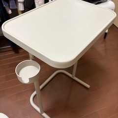 IkeaビョルコーセンBJORKANSEN テーブルの画像