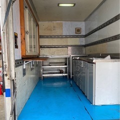 いすゞエルフキッチンカーの画像