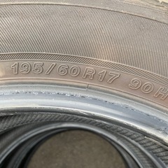 【良品】YOKOHAMA 195/60R17 25年製 夏タイヤの画像