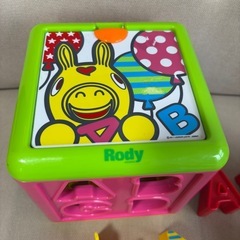 サイコロパズル　ブロック遊び　パズル遊び　指先遊び　型はめ　知育玩具の画像