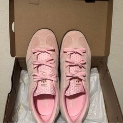 adidas ガゼル インドア サンバの画像