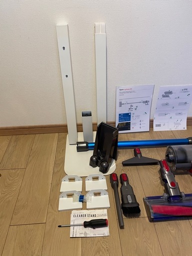 ダイソン純正　山田様　V10SV12 fluffy ホワイトスタンド収納　新品ブルーカラーストレートパイプ　分解整備洗浄動作確認ストレ