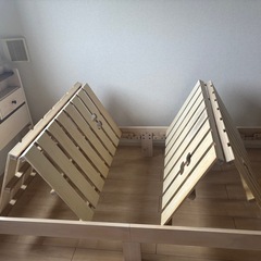 美品！宮付木製シングルベッド、コンセント2口　東広島、安芸中野でも取引可の画像