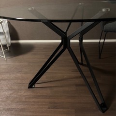 美品！オシャレなダイニングテーブル「geo（ジオ）」/円卓 /幅110cm   の画像