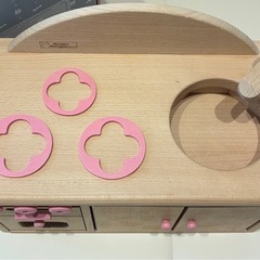 木製おままごとキッチンの画像