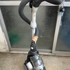 【無料】エアコン、洋式トイレ、掃除機
の画像