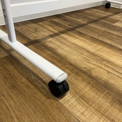 ホワイトボード（横幅約120cm）の画像