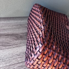 サザビー　本革　編み込みバッグの画像