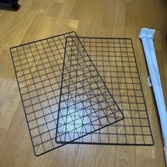【あげます】突っ張り棒・ワイヤーメッシュの画像