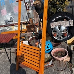 折りたたみ式、木製のハンガーラックおしゃれの画像