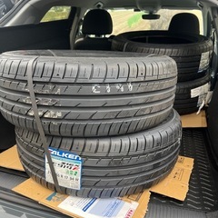 タイヤ新品4本セットの画像
