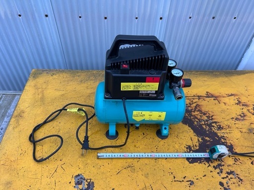 オイルレス エアーコンプレッサー ナカトミ　CP-100 動作品