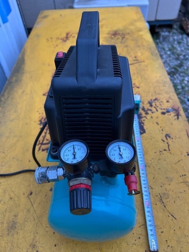 オイルレス エアーコンプレッサー ナカトミ　CP-100 動作品