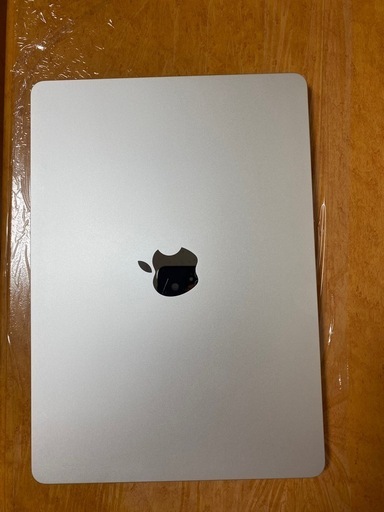 極美品】MacBook Air M2 シルバー / メモリ8GB / SSD256GB / バッテリー91% / 充電器・マウス付 (