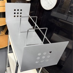 ブックスタンドL型の画像