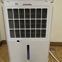 <取引中>コンプレッサー式除湿機　購入後半年の画像