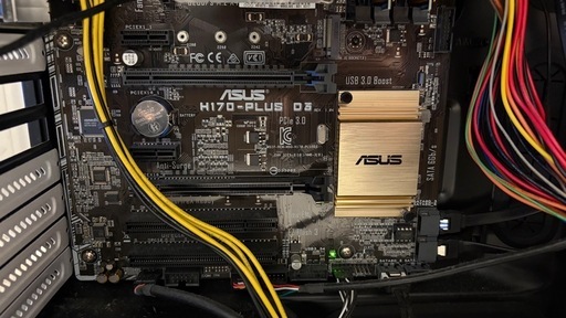 ディスクトップパソコン  i7  240SSD  メモリ16G