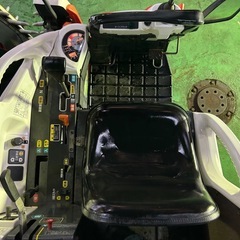 クボタ 2条 コンバイン　19馬力 470時間　折り畳みオーガ グレンタンク こぎ深さ自動　全面刈　ディーゼル　デバイダー　オーガ 刈取オートクラッチ SFワンレバー エアロスター ウイット ARN219 稲刈　脱穀　動画ありの画像