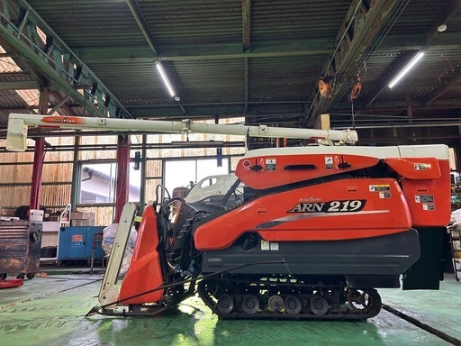 クボタ 2条 コンバイン　19馬力 470時間　折り畳みオーガ グレンタンク こぎ深さ自動　全面刈　ディーゼル　デバイダー　オーガ 刈