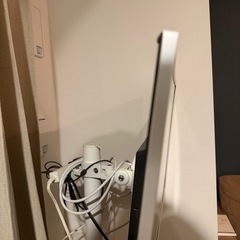 テレビ　　スタンドキャスター付きの画像