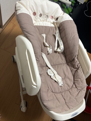 （美品）コンビ電動バウンサー