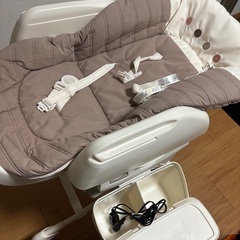 コンビ電動バウンサーの画像