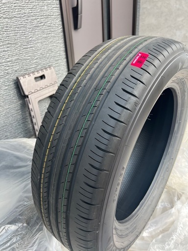 【ほぼ新品】ダンロップ タイヤ 225/60R16 4本セット 2025年製