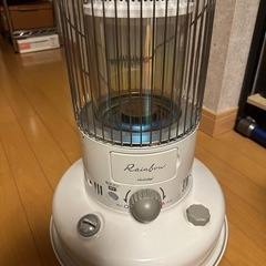 トヨトミ　レインボー　石油ストーブ　2022年製 
RB-25Mの画像