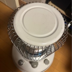 トヨトミ　レインボー　石油ストーブ　2022年製 
RB-25Mの画像